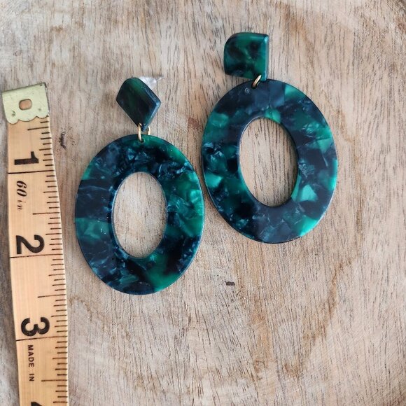 Bundle and Save- New Jade Green Acrylic Statement Earrings Minimalist Jewelry - Picture 3 of 5